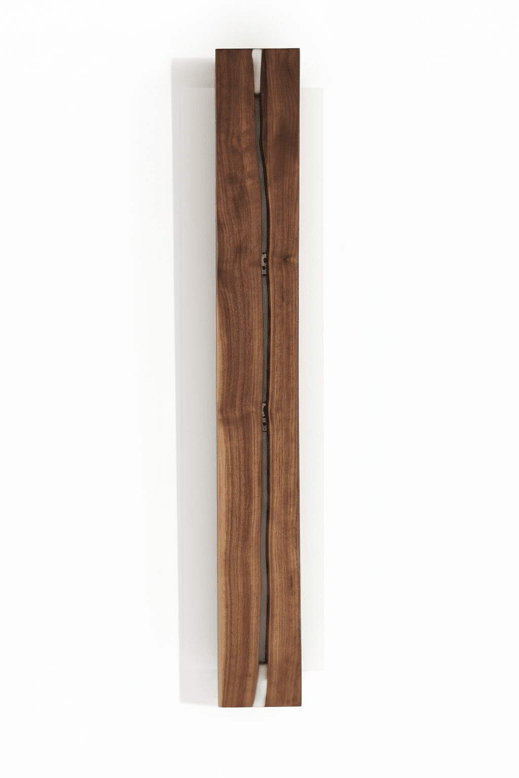 H93 Wooden Crevice Wall Sconce