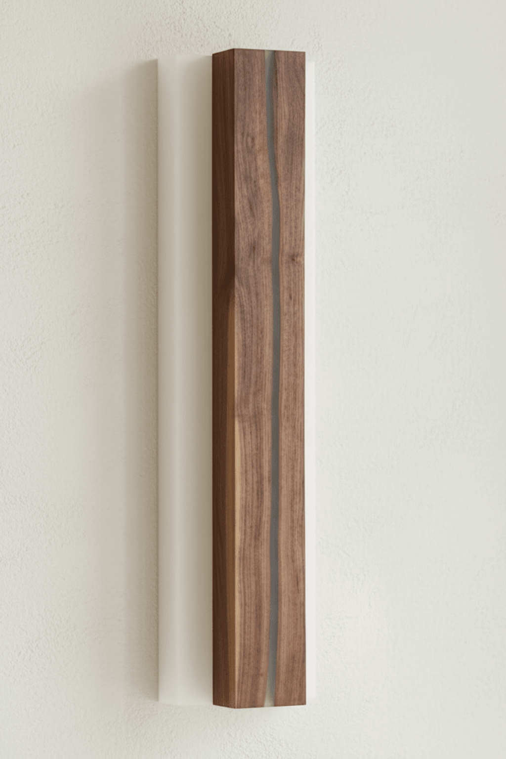 H93 Wooden Crevice Wall Sconce