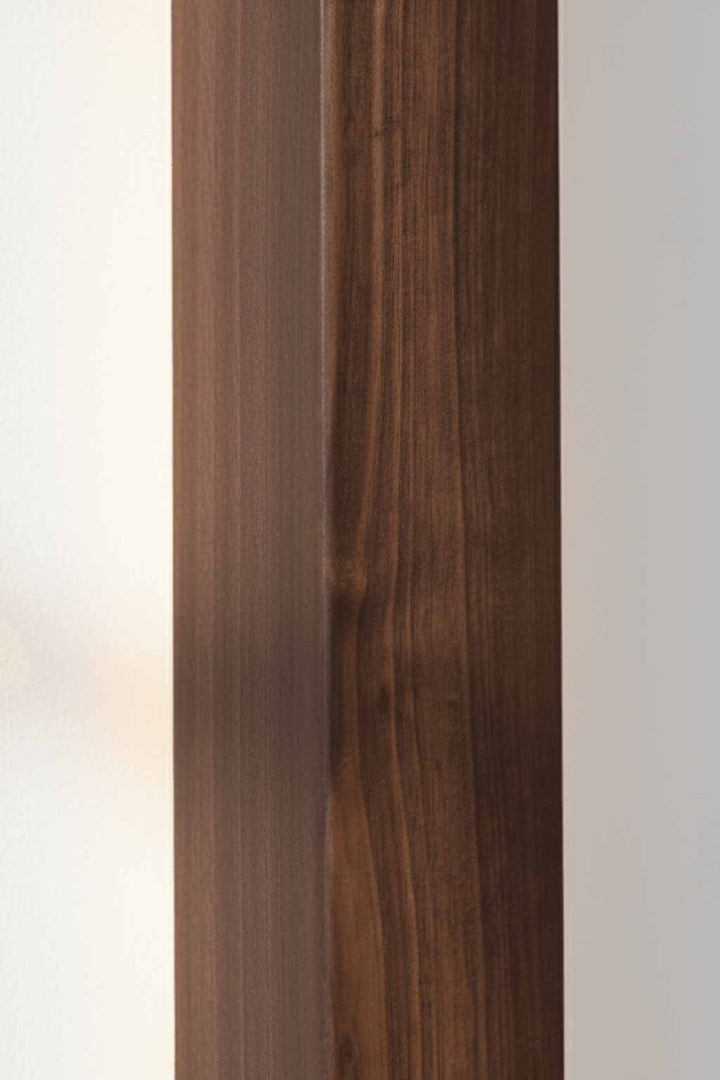 H93 Wooden Wall Sconce