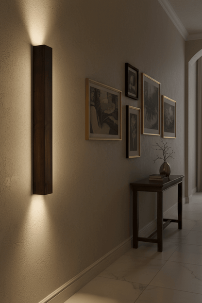 H93 Wooden Wall Sconce