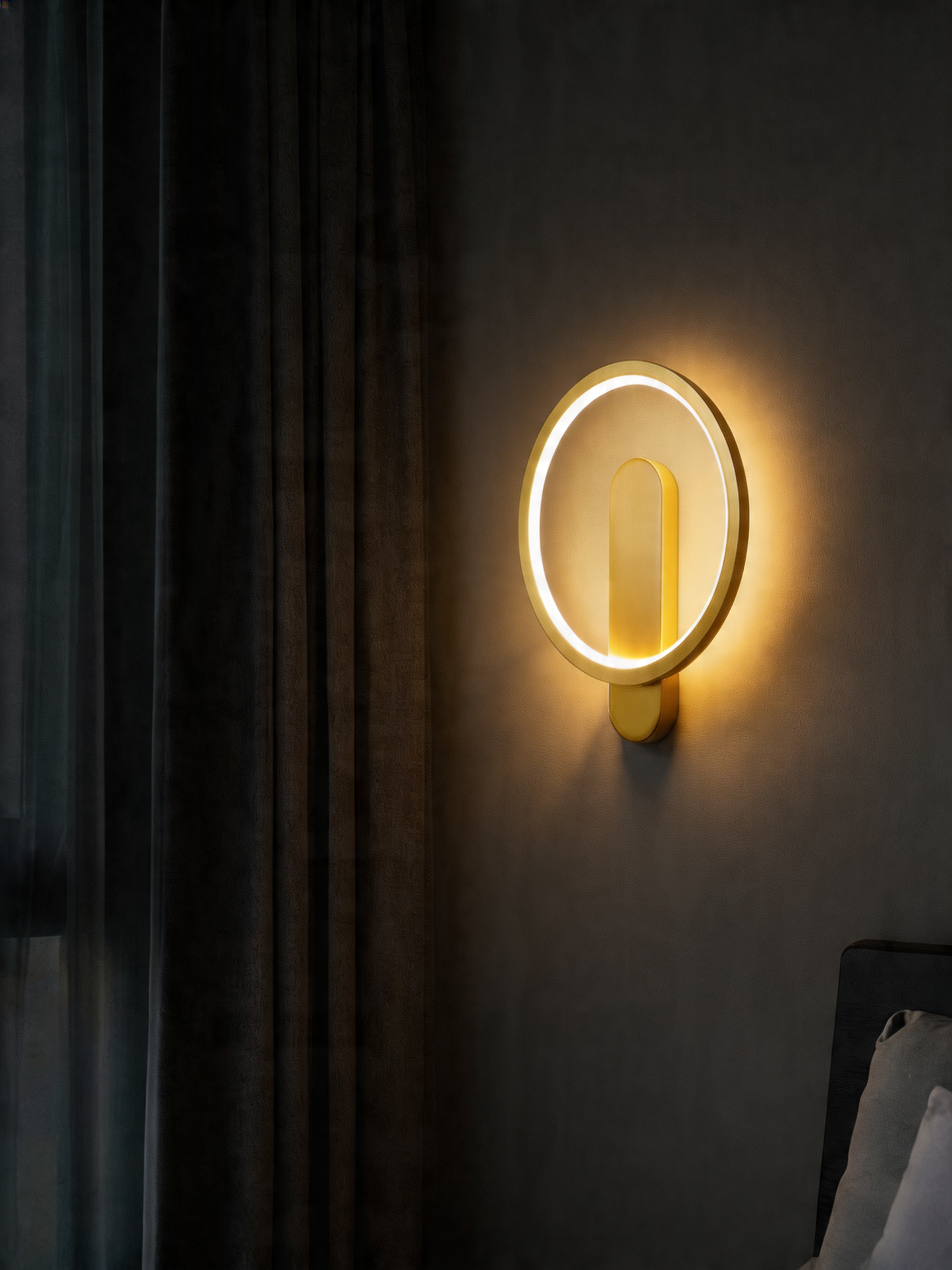 Bloos LED Wall Sconce